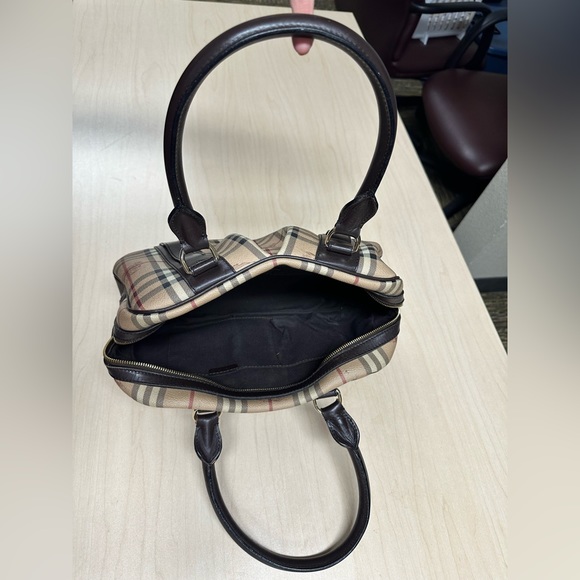 WOW - Authentic Burberry Satchel = GREAT FOR DATE NIGHT OR GIRL NIGHT OUT! WOW!! - Picture 12 of 14
